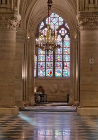 Remmers Arte Mundit zur Schmutz- und Bleientfernung in Notre-Dame