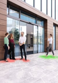 Intelligentes Türsystem „MotionIQ” für Schiebetüren