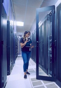 Winkhaus blueEvo: Elektronisches Schließsystem für kritische Infrastrukturen
