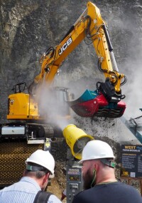 Steinexpo 2026: Über 20 Baumaschinen zeigen ihr Können im Live-Einsatz
