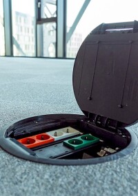 PohlCons Steckerprogramm für internationale Märkte