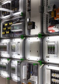 GTi-Schaltanlagensystem für werkzeuglose Montage bis 630 A