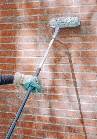 PFAS-frei: Remmers Hydrophobierungscreme für mineralische Fassaden