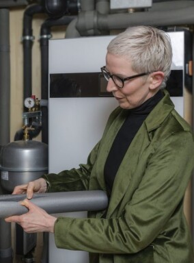 GEG: Heizungen von 2010 in größeren Wohngebäuden jetzt prüfpflichtig