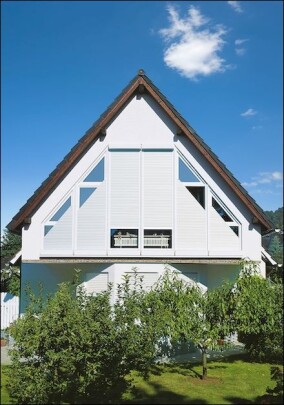 Rollläden zur Regulierung von Wärmegewinnen und -verlusten