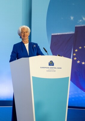 Europäische Zentralbank erhöht Leitzinsen